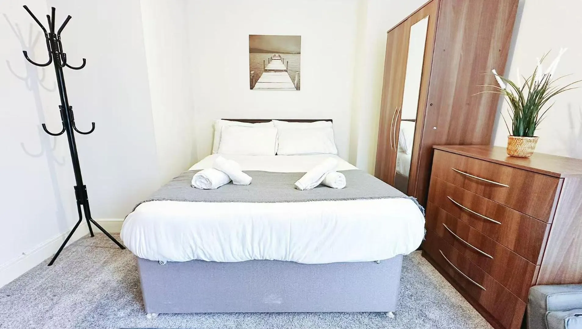 Apartment Breeze Inn - 2 Bed Apt With River View Swansea